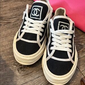 CHANEL Black and White Canvas Sneakers with Pink Handbag